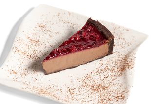 Чизкейк Черный лес  (120г)