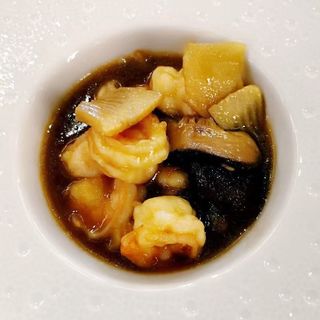 Gambero con funghi e bambu