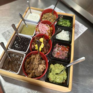 Degustación De Tacos (elegir solo 4 tipos de proteina)