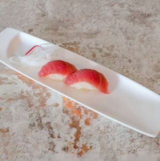 191 Nigiri De Atún (2 Pzs.)