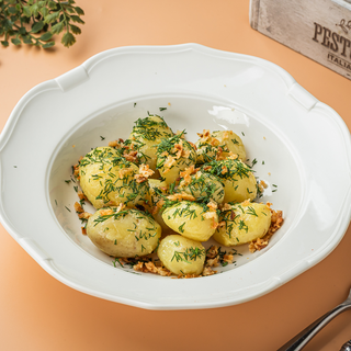 Молода картопля з вершковим маслом,кропом та цибулею кранч (210 г)