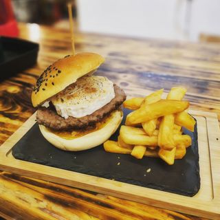 Hamburguesa De kabra