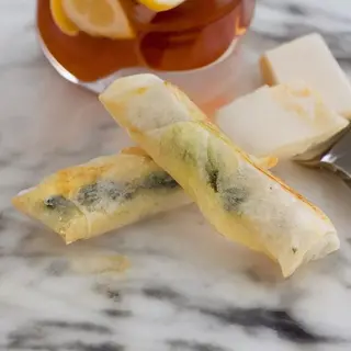 Nems au Fromage (4 Pcs)