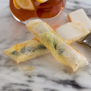 Nems au Fromage (4 Pcs)