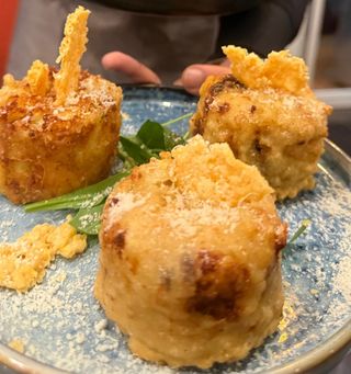 Frittatina cacio e pepe