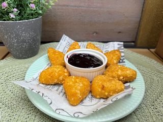 Панирани топени сиренца