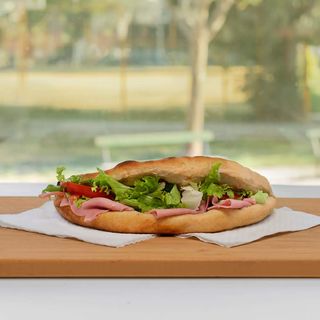 Sendvič u tijestu mali