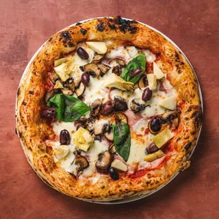 Pizza Capricciosa Ø32cm