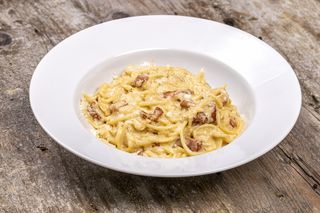 Spaghete Carbonara