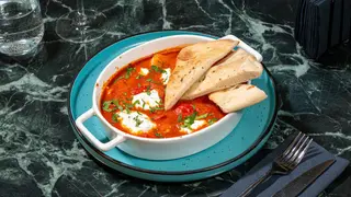 Creveți saganaki