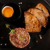 Тартар от телешко бон филе (200 мл)