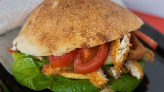 Sandwich cu schnitzel