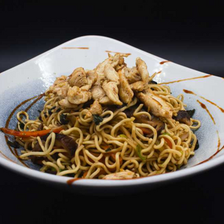 Yakisoba Vegetales y pollo