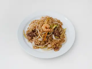 Tallarines chino a la plancha
