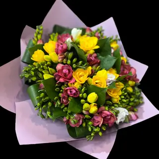 Buchet 41 frezii