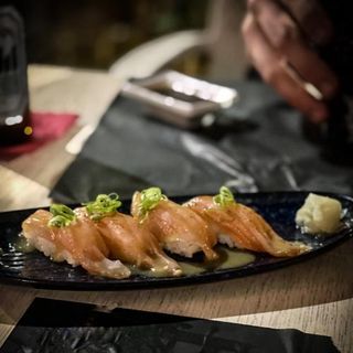 aburinigiri honmaguro (1 ud)