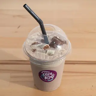 MilkShake Kinder Bueno y filipinos (Mediano)