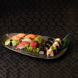 Sushi speciale - 16 pezzi