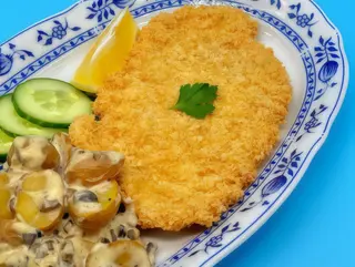 Курячий шніцель з картоплею (250g)