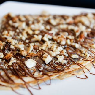 18.Clătită cu nutella și nucă