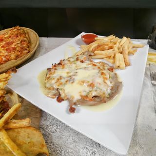 Бон филе със сотирани зеленчуци (400гр)