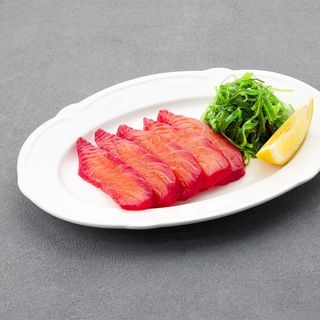 Sashimi z łososia gravlax