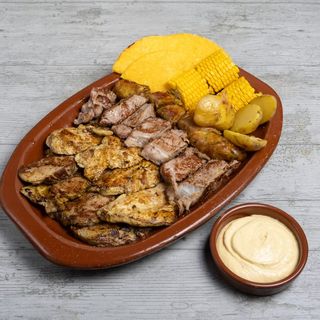 Parrillada de la casa.