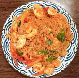 26- Fideos De Arroz Con Gambas