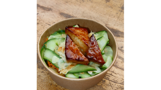 Sałatka z tofu wege