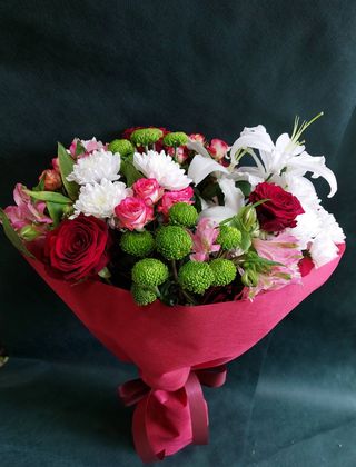 Смесен букет голям (1бр)