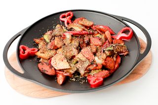 Salată de legume coapte