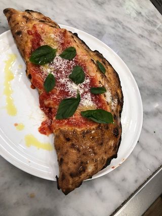 Pizza Calzone (33 Cm.)