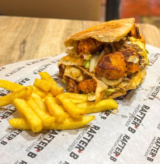 Sandwich  Chich Taouk