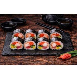 Футомак лосось,тунець,креветка (270г)