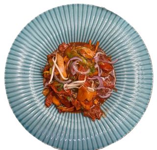 084.Wołowina sosie czosnkowym