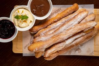 Gogosi italienesti pentru 3 persoane