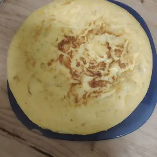 Bocadillo Caliente De Tortilla  de Patatas.
