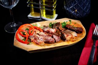 Pastrama grasa de oaie 