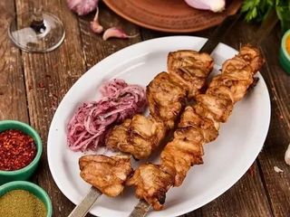 Шашлик з курячого стегна 250гр/сирої ваги* (250g)