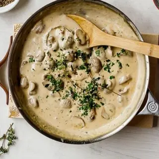 Куряча підлива з грибами (150г)