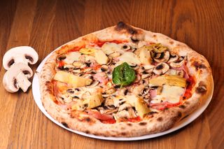 Pizza Capriciosa Ø 32cm