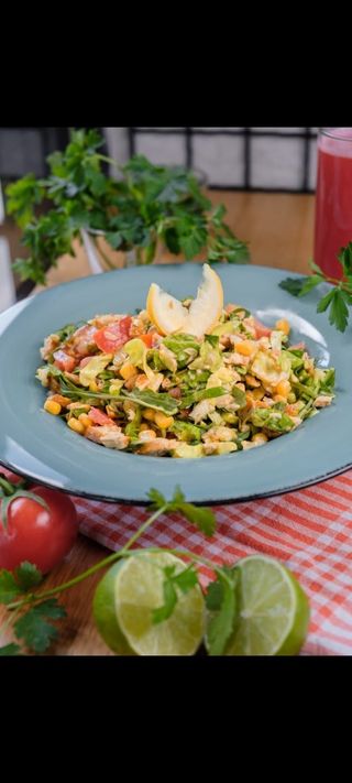 Salata sa piletinom 400gr