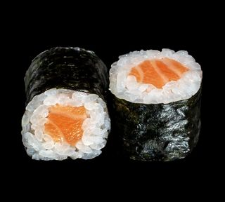 Salmon maki