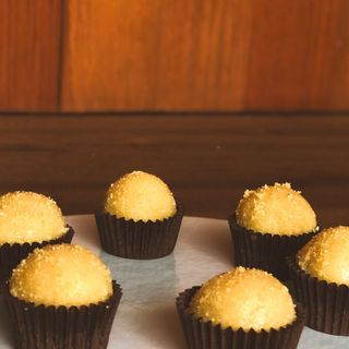 6 Brigadeiros de Paçoca
