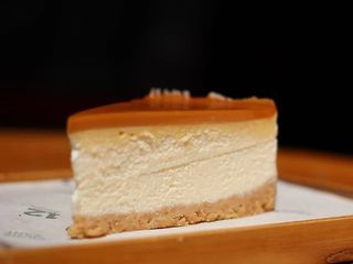Чізкейк з солоною карамеллю