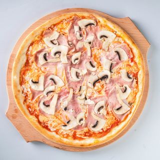 Ham Mushrooms Pizza
