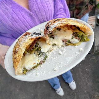 Grotta ripieno rustico