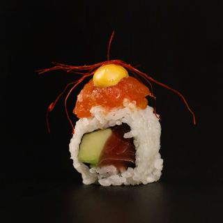 40 Uramaki spicy tonno