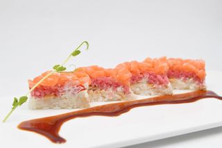 186-Oshizushi salmone