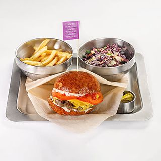 Бургер Tennesseе з гарніром (360/230г)